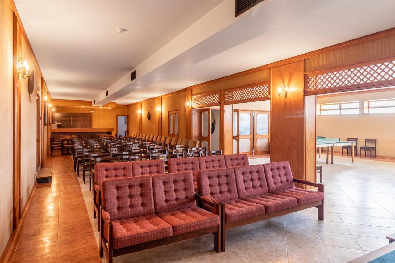 Hotel Colmeia Monte Real Extérieur photo